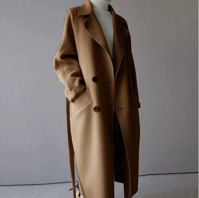 Elegancki długi płaszcz damski o prostym fasonie - Khaki