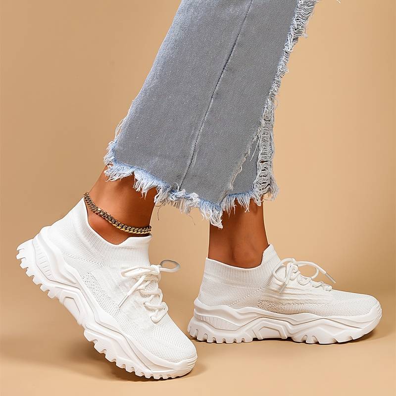 Lekkie sneakersy damskie z profilowaną, stabilną podeszwą